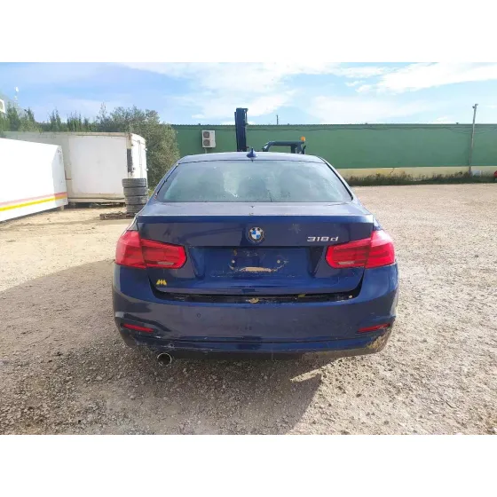 BMW SERIE 3 LIM. (F30) '2018 318 D BUSINESS AZUL
