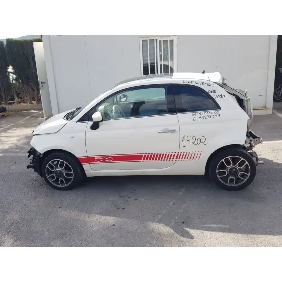 FIAT NUOVA 500 (150) '2010 LOUNGE BLANCO