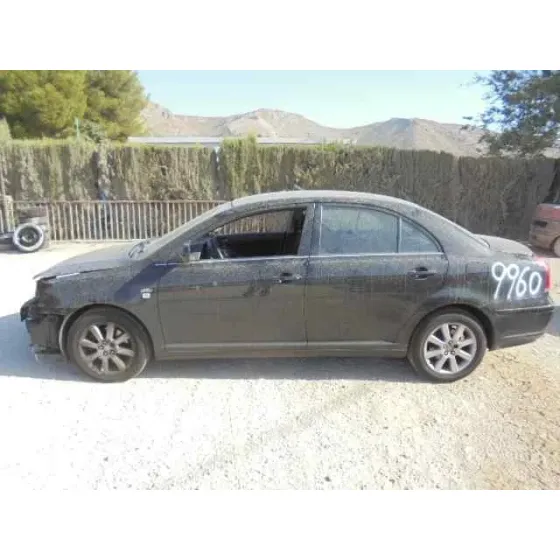 TOYOTA AVENSIS BERLINA (T25) '2004 2.0 D4-D EXECUTIVE SEDAN (4-PTAS) NEGRO