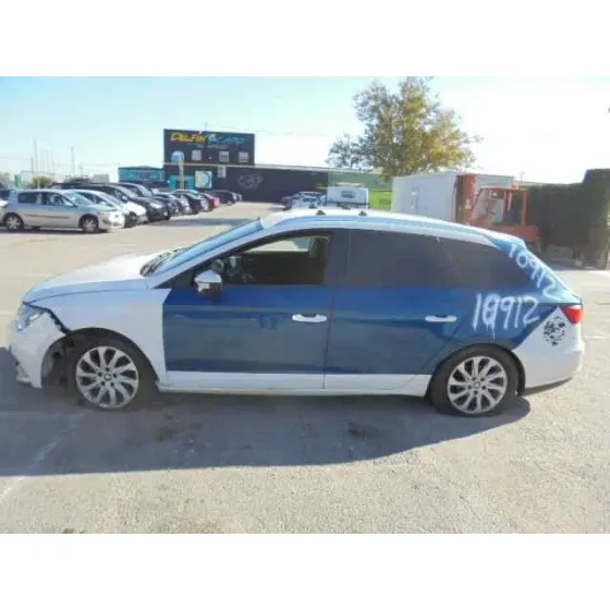 SEAT LEON ST (5F8) '2016 STYLE BLANCO/AZUL