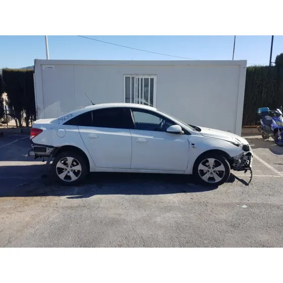 CHEVROLET CRUZE '2011 LT BLANCO