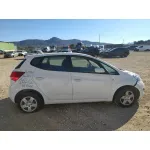 KIA VENGA '2011 CONCEPT BLANCO