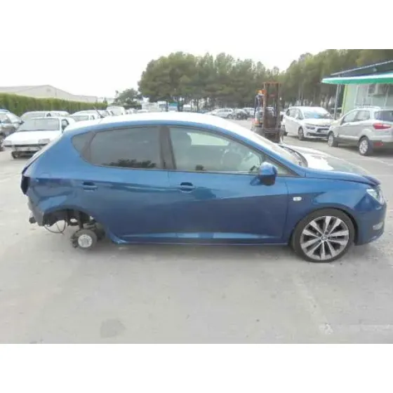 SEAT IBIZA (6P1) '2016 FR AZUL