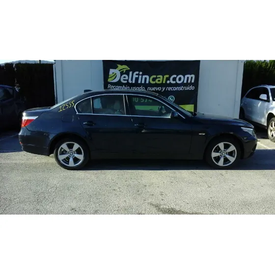 BMW SERIE 5 BERLINA (E60) '2006 530I AZUL