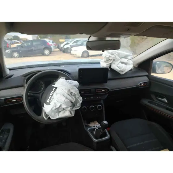 DACIA SANDERO '2023 STEPWAY ESSENTIAL GRIS