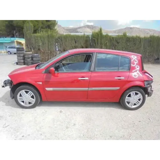 RENAULT MEGANE II BERLINA 5P '2003 BUSINESS ROJO