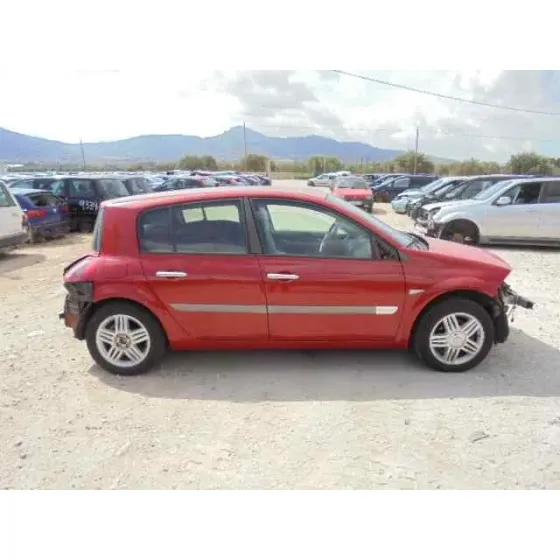 RENAULT MEGANE II BERLINA 5P '2003 BUSINESS ROJO