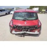 RENAULT MEGANE II BERLINA 5P RENAULT MEGANE II BERLINA 5P '2003 BUSINESS ROJO 2006