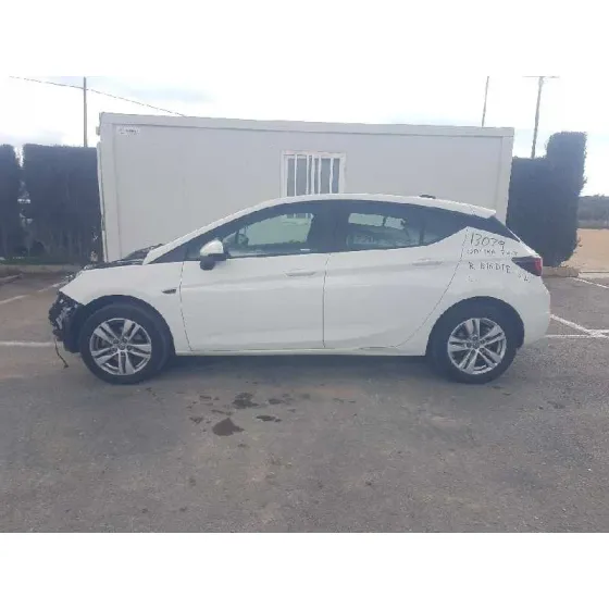 OPEL ASTRA K LIM. 5TÜRIG '2017 BUSINESS BLANCO