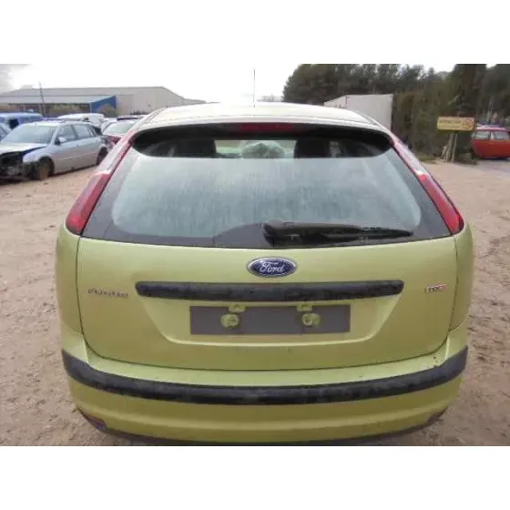 FORD FOCUS BERLINA (CAP) '2005 AMBIENTE (D) VERDE PISTACHO