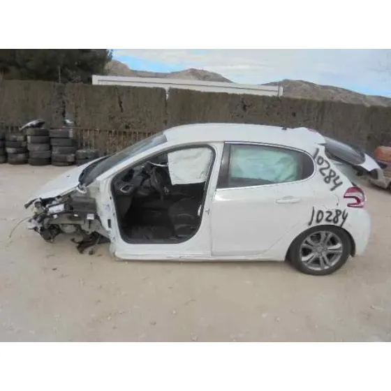 PEUGEOT 208 '2013 ACTIVE BLANCO