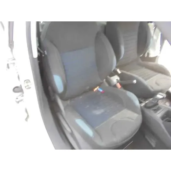 PEUGEOT 208 '2013 ACTIVE BLANCO