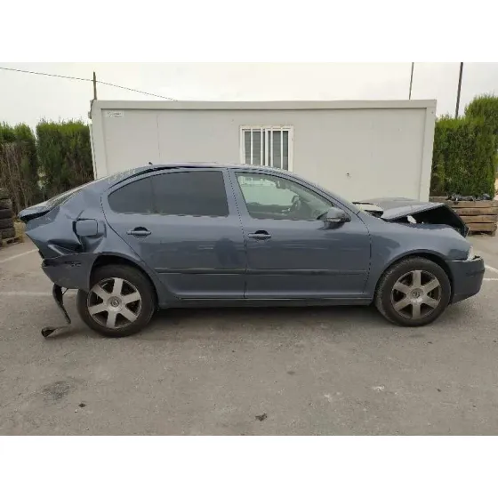 SKODA OCTAVIA BERLINA (1Z3) '2008 ELEGANCE GRIS