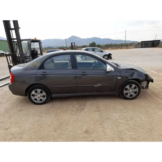 Kia CERATO I SEDAN (LD) 2004