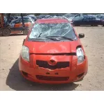 TOYOTA YARIS (KSP9/SCP9/NLP9) TOYOTA YARIS (KSP9/SCP9/NLP9) '2006 BASICO ROJO 2005