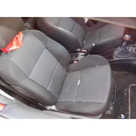 PEUGEOT 207 '2006 XS ROJO