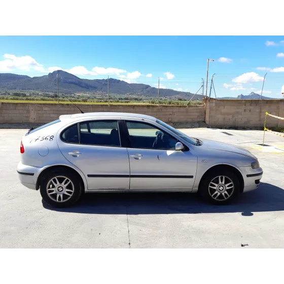 Seat LEON (1M1) 1999