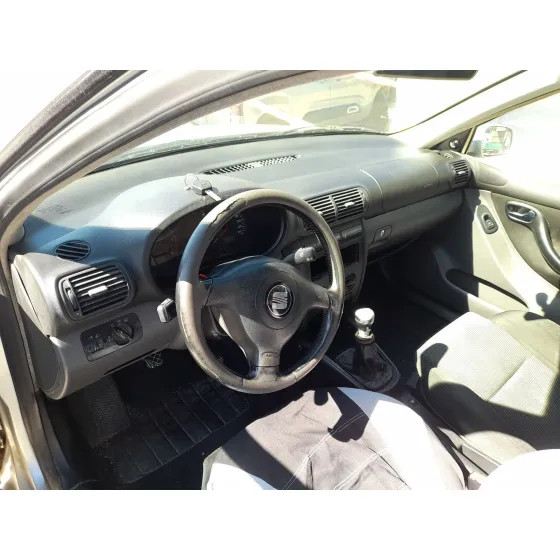 Seat LEON (1M1) 1999