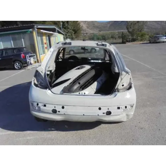 PEUGEOT 207 '2008 X-LINE BLANCO