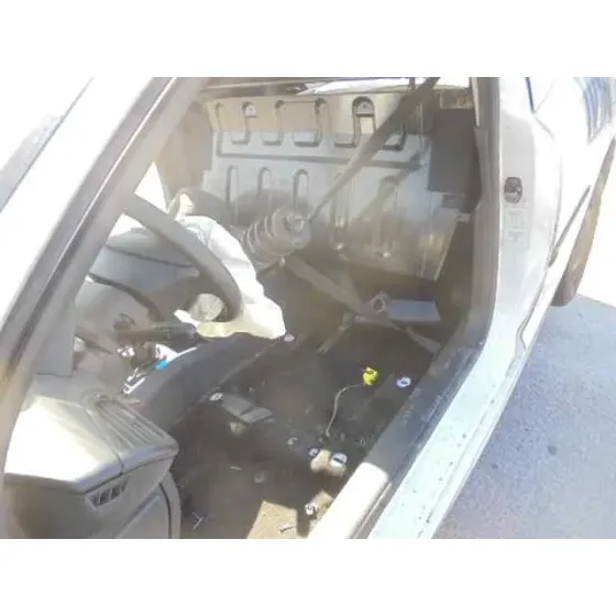 PEUGEOT 207 '2008 X-LINE BLANCO