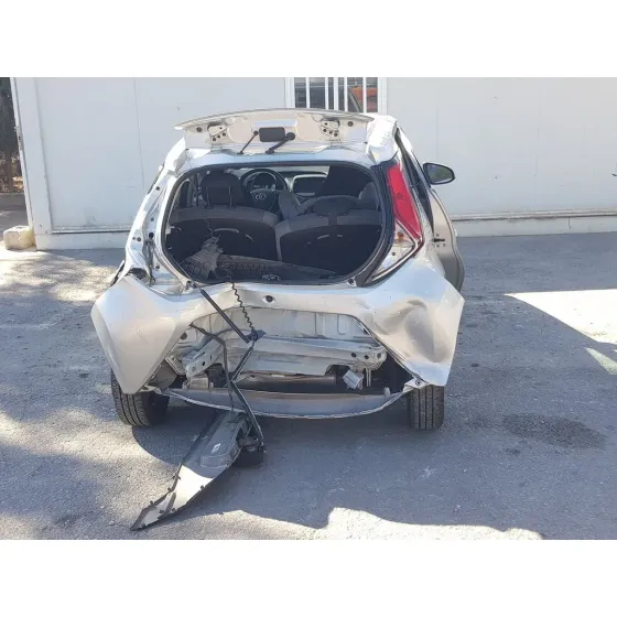 TOYOTA AYGO '2019 X-CITE GRIS
