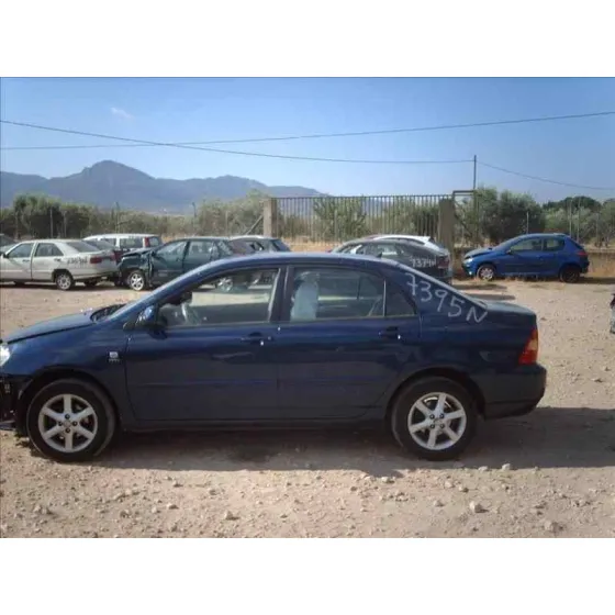 TOYOTA COROLLA (E12) '2001 1.6 LINEA TERRA SEDAN AZUL