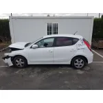 HYUNDAI I30 '2011 CLASSIC BLANCO