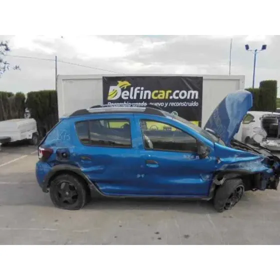 DACIA SANDERO '2003 STEPWAY AZUL
