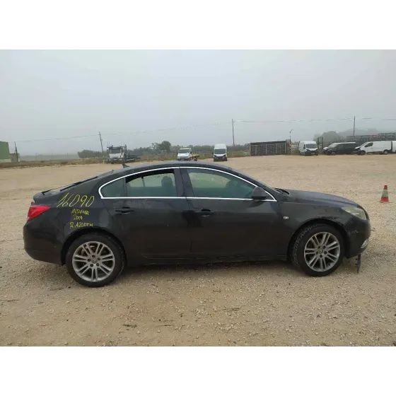 OPEL INSIGNIA BERLINA '2009 EDITION NEGRO