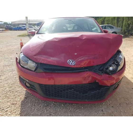 VOLKSWAGEN SCIROCCO (137) '2009 2.0 TDI (103KW) ROJO