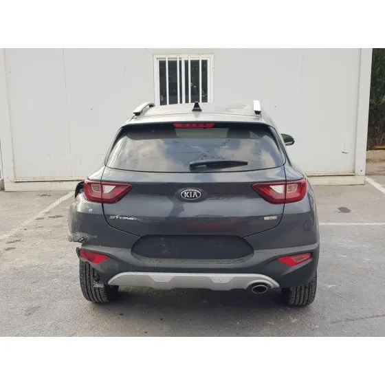 KIA STONIC (YBCUV) '2020 DRIVE GRIS OSCURO