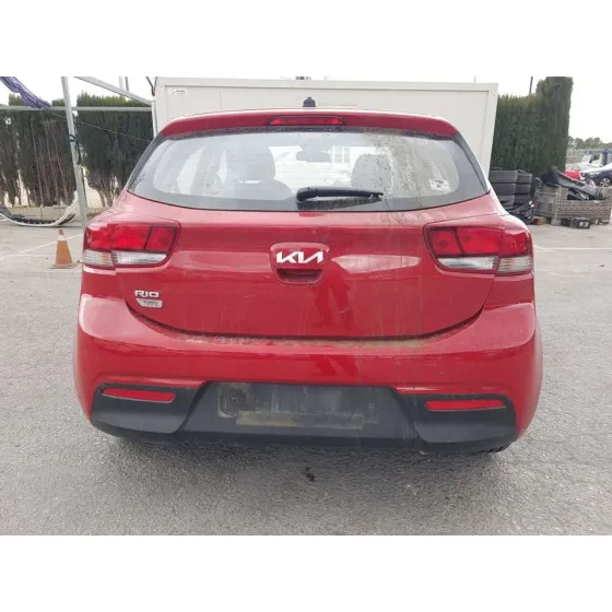 KIA RIO (YB) '2022 HIBRID ROJO