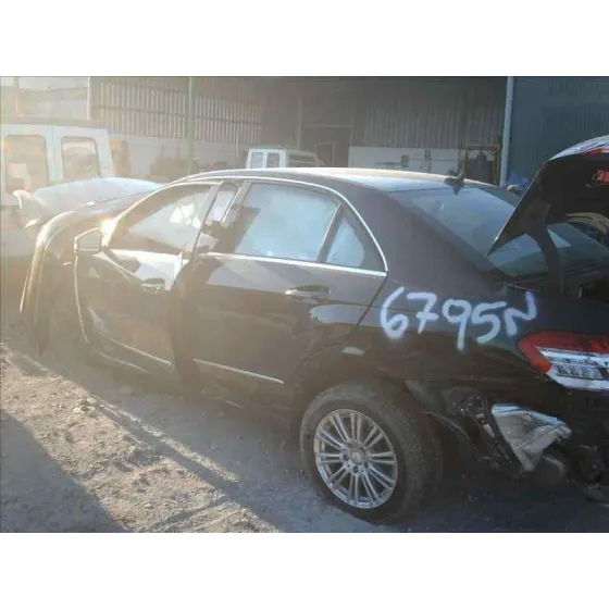 MERCEDES CLASE E (W212) LIM. '2009 E 350 BLUETEC (212.024) NEGRO