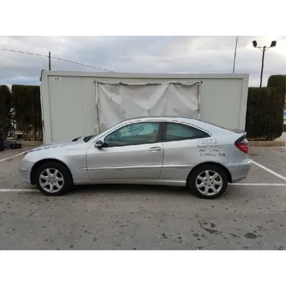 MERCEDES CLASE C (W203) SPORTCOUPE '2007 C 200 CDI (LA) (203.707) GRIS