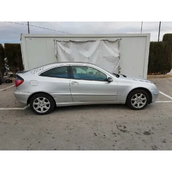 MERCEDES CLASE C (W203) SPORTCOUPE '2007 C 200 CDI (LA) (203.707) GRIS