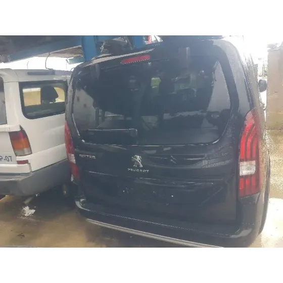 PEUGEOT RIFTER '2020 ACCESS STANDARD NEGRO