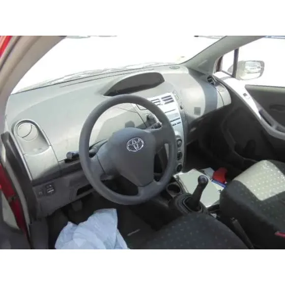 TOYOTA YARIS (KSP9/SCP9/NLP9) '2007 BASICO ROJO