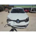 RENAULT MEGANE III SPORT TOURER RENAULT MEGANE III SPORT TOURER '2014 BUSINESS BLANCO 2010