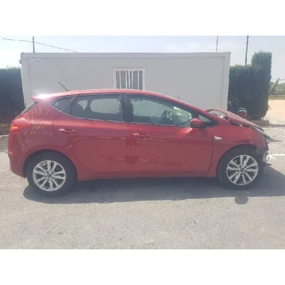 KIA CEE'D '2017 CONCEPT PLUS ROJO