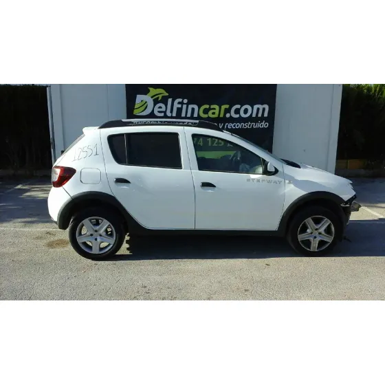 DACIA SANDERO '2016 STEPWAY BLANCO