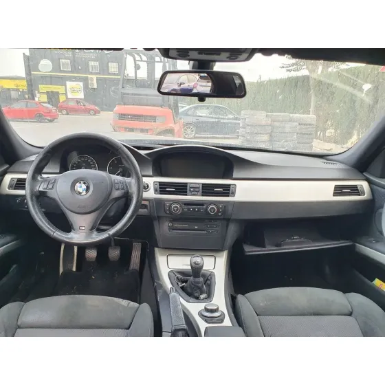 BMW SERIE 3 BERLINA (E90) '2006 320D NEGRO