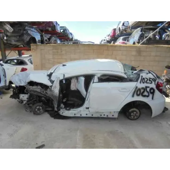 BMW SERIE 1 BERLINA (E81/E87) '2010 116D BLANCO