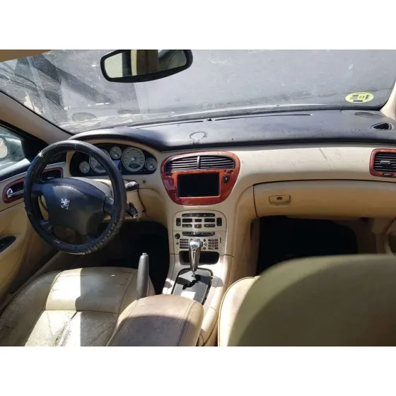 PEUGEOT 607 (S2) '2013 MARFIL PACK VERDE