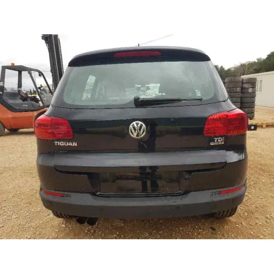 VOLKSWAGEN TIGUAN (5N2) '2014 BLUE MOTION TIG NEGRO