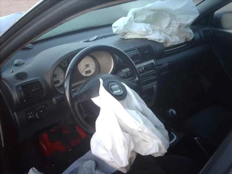 SEAT LEON (1M1) '2006 LAST EDITION NEGRO