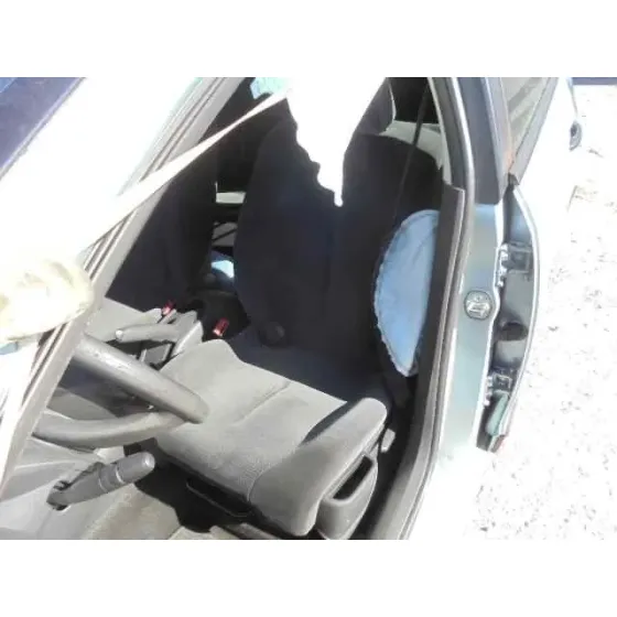 CITROEN C4 BERLINA '2006 COLLECTION GRIS