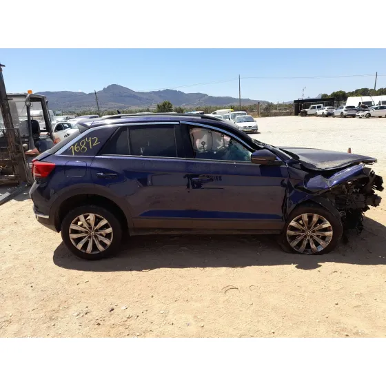 Volkswagen T-ROC (A11, D11) 2017