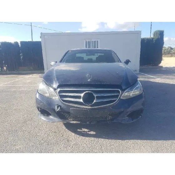 MERCEDES CLASE E (W212) LIM. '2013 220 CDI BLUEEFFICIENCY (212.002) AZUL