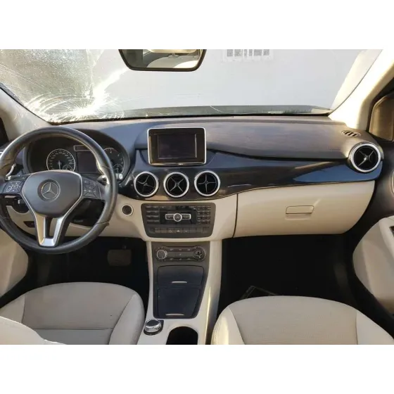MERCEDES CLASE B (W246) '2012 B 200 CDI BE (246.201) NEGRO