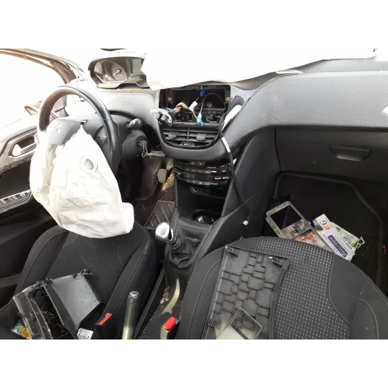 Peugeot 208 I (CA_, CC_) 2018